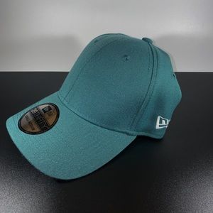 New Era 39THIRTY S/M Blank Hat Flex Fit  Wool Blend Green